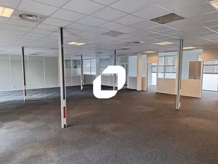 location bureaux 229 m² à 1 730 m²