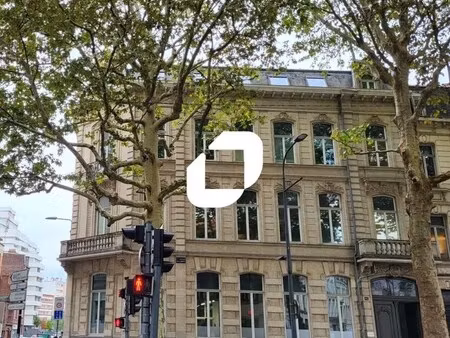 location bureaux 212 m²