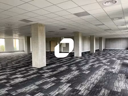 location bureaux 512 m² à 1 024 m²