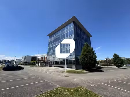 location bureaux 1933m²