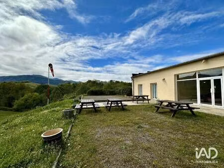 vente bureaux et commerces à aramits (64570) : à vendre / 830m² aramits