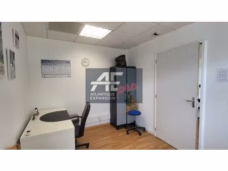 location local professionnel 69m² st nazaire 44600
