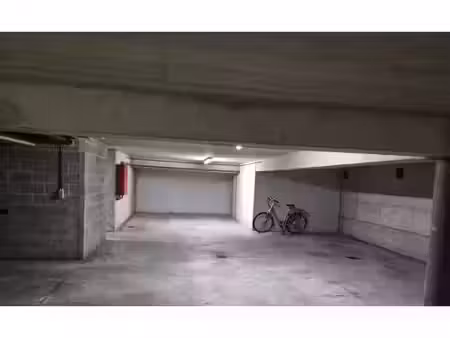 garage à vendre à victor baetensstraat 1 hal (rbv78820)