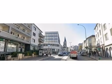 location commerce colombes 92700 132m²