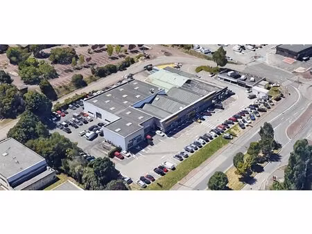 location commerce limoges 87280 2500m²