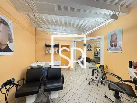 location commerce clermont-ferrand 63000 72m²