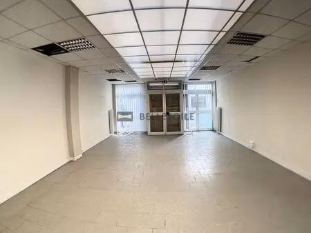 location commerce saint maur des fosses 94100 180m²