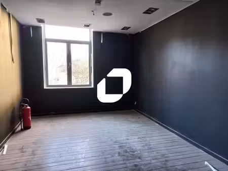 location commerce 200m²