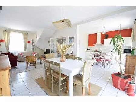vente maison à saint-berthevin (53940) : à vendre / 112m² saint-berthevin