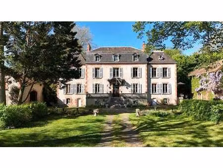 vente maison piscine à moulins (03000) : à vendre piscine / 280m² moulins