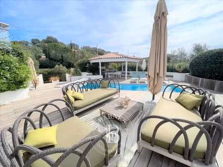 lecci  villa avec piscine  5 chambres  environnement calme  proche plage et commodités