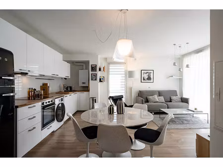 location appartement 3 pièces 69m2 reims 51100 - 895 € - surface privée