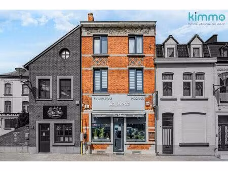 immeuble de rapport à vendre à place de l'hotel de ville 10 walcourt (vbe15877)