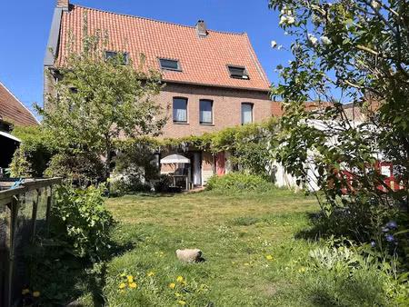 vente maison 6 pièces 205 m² à cysoing (59830)  449 000 €