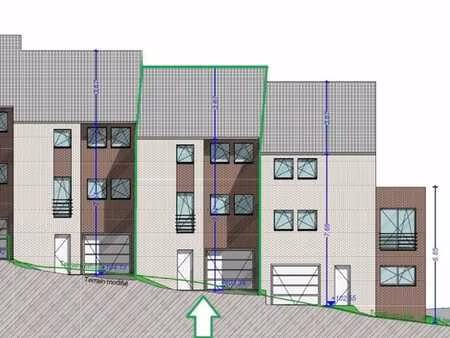 liege : terrain à bâtir de 254 m² (permis accepté en 2015).
