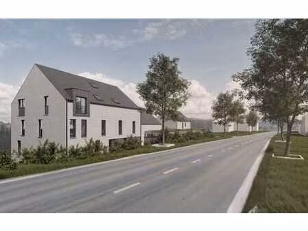 terrain avec permis 7 apts et 4 maisons à marche