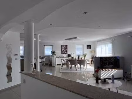 appartement 3 ch. magnifique penthouse jemeppe avec terrasse