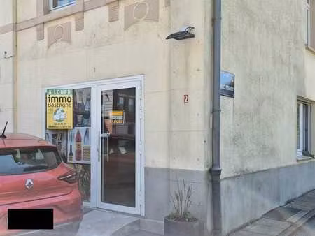 rez-de-chausée pour commerce ou bureau