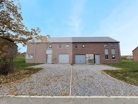 maison neuve 4 chambres durbuy  avec jardin