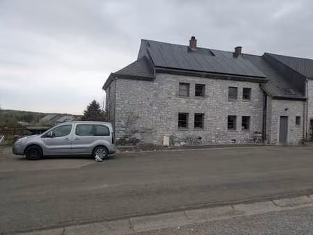 maison 3 façades  anhée  4 chambres  peb b