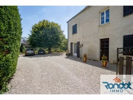 maison 4 pieces / 3 chambres / environ 120 m2 / parc paysage 1336 m2 / garage