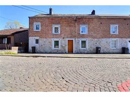 charmante maison 3 chambres  2 sdb avec jardin