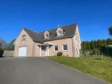 superbe maison à jehanster sur terrain de 1600 mètres carrés