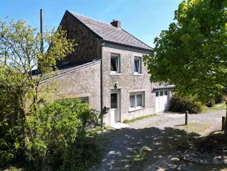 maison à rénover à marchin de 120 m² et terrain aménageable