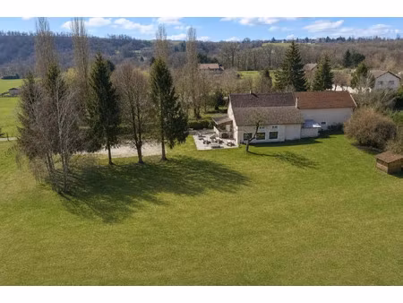 vente propriété 10 pièces 350 m² à les abrets (38490)  499 000 €