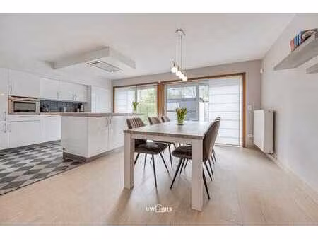 maison clé en main avec 4 chambres et 2 salles de bains à bu