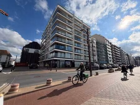 appartement avec vue frontale sur mer à zeedijk-het zoute...