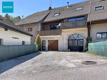 poisy _ maison de ville 3 pièces de 80 48 m²  avec terrasse et spacieux garage  à vendre