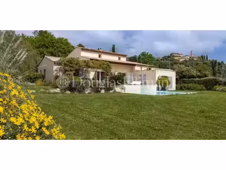 villa avec piscine opio (06)