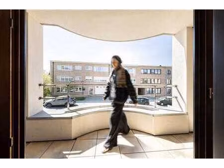 appartement de caractère avec 2 chambres et 2 terrasses