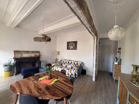 app t4 + jardin de 600 m² + annexe