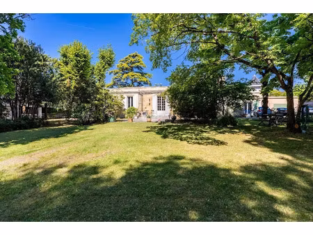 vente maison 7 pièces 230 m² à villenave-d'ornon (33140)  960 000 €