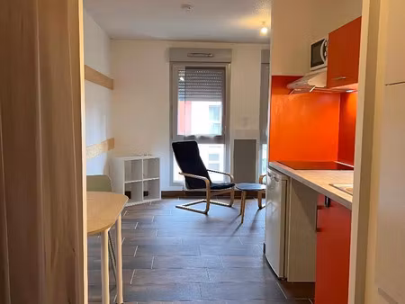 location appartement 1 pièce 27 m² à albi (81000)