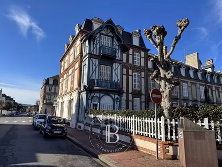 deauville – appartement 3 suites  proche commodités et plage  beaux volumes