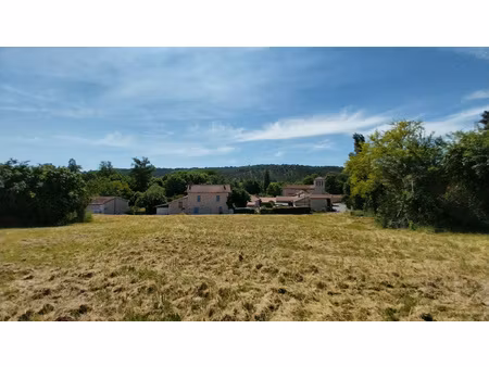 terrain 2300m2 avec tae et fibre sur château l'evêque