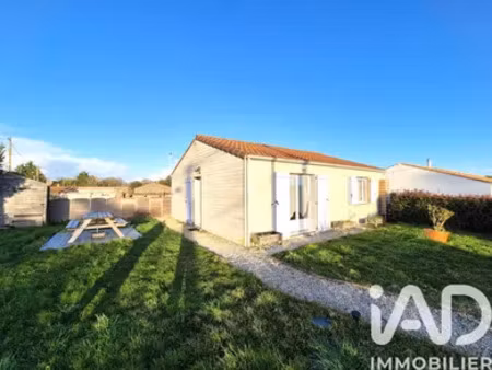 maison de village à saint-hilaire-la-forêt (85440)