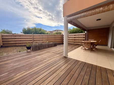 t4 duplex avec jardin + box et parking