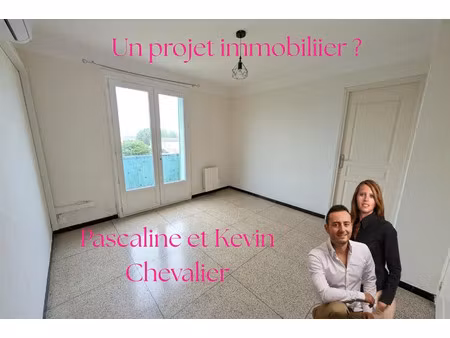 location appartement 2 pièces 40 m² à salon-de-provence (13300)