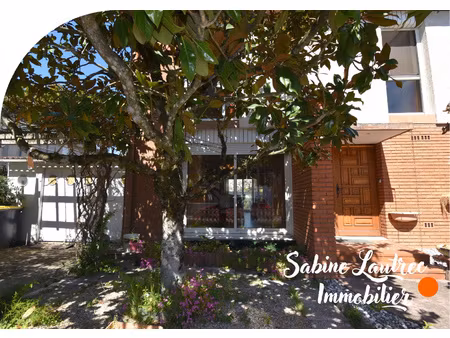 maison lumineuse avec jardin  garage et possibilité de logem