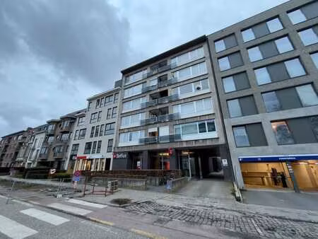 studio (51 m²) avec terrasse et peb b – centre de mortsel