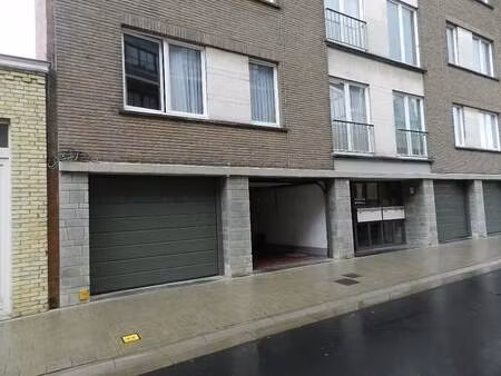garage à louer à ieper € 80 (lnozv) - era domus (ieper) | zimmo