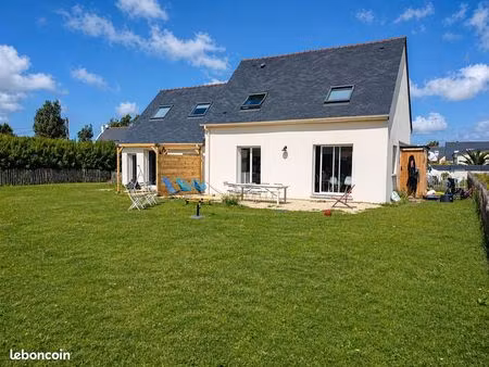 maison sept à juin 500 m de la plage de pors carn