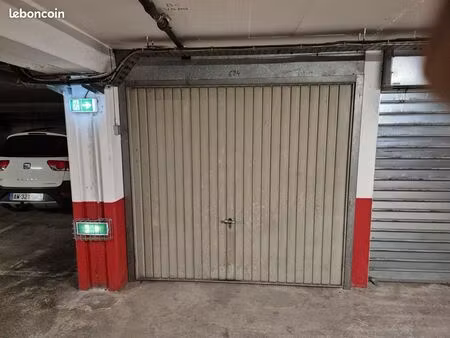 loue garage port d hyeres