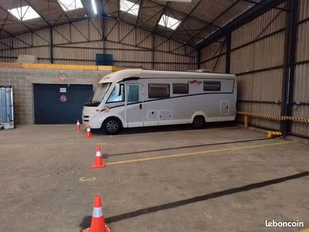 loue emplacement parking hivernage camping car bateau voiture