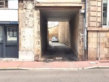 parking 12 m² limoges