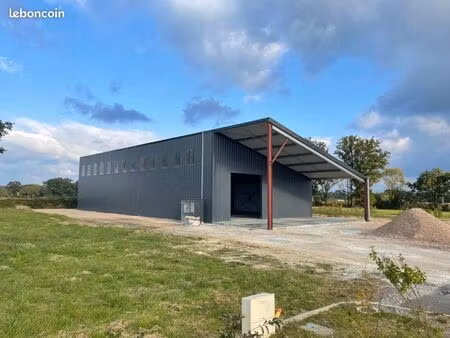 bâtiment de stockage